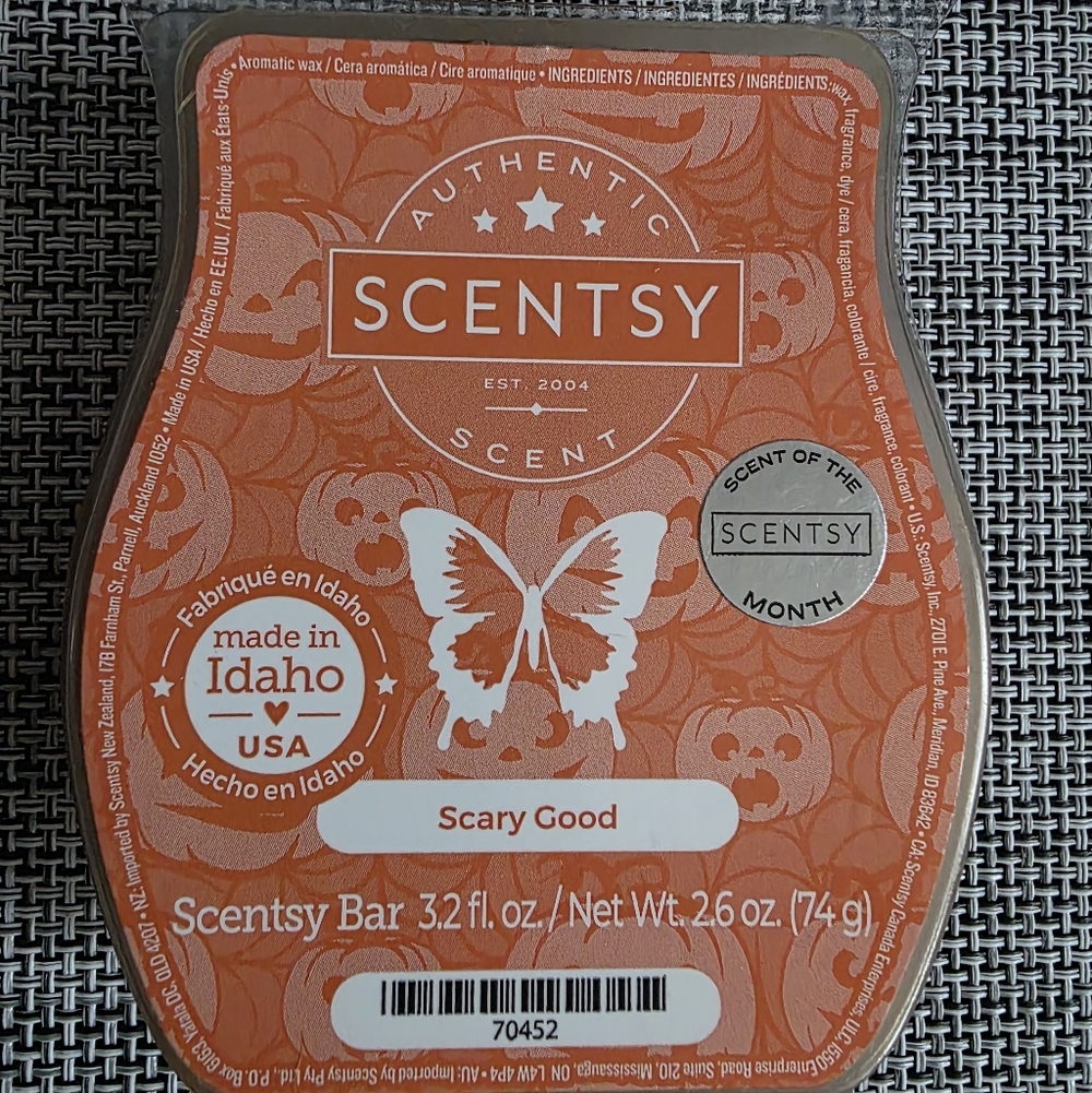 3/$21 New! Scentsy Scary Good Wax Bar